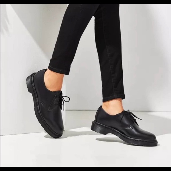 Dr. Martens vintage 1561 Oxford smooth black leather lace up sz mens UK 10 US 11 - Picture 15 of 16